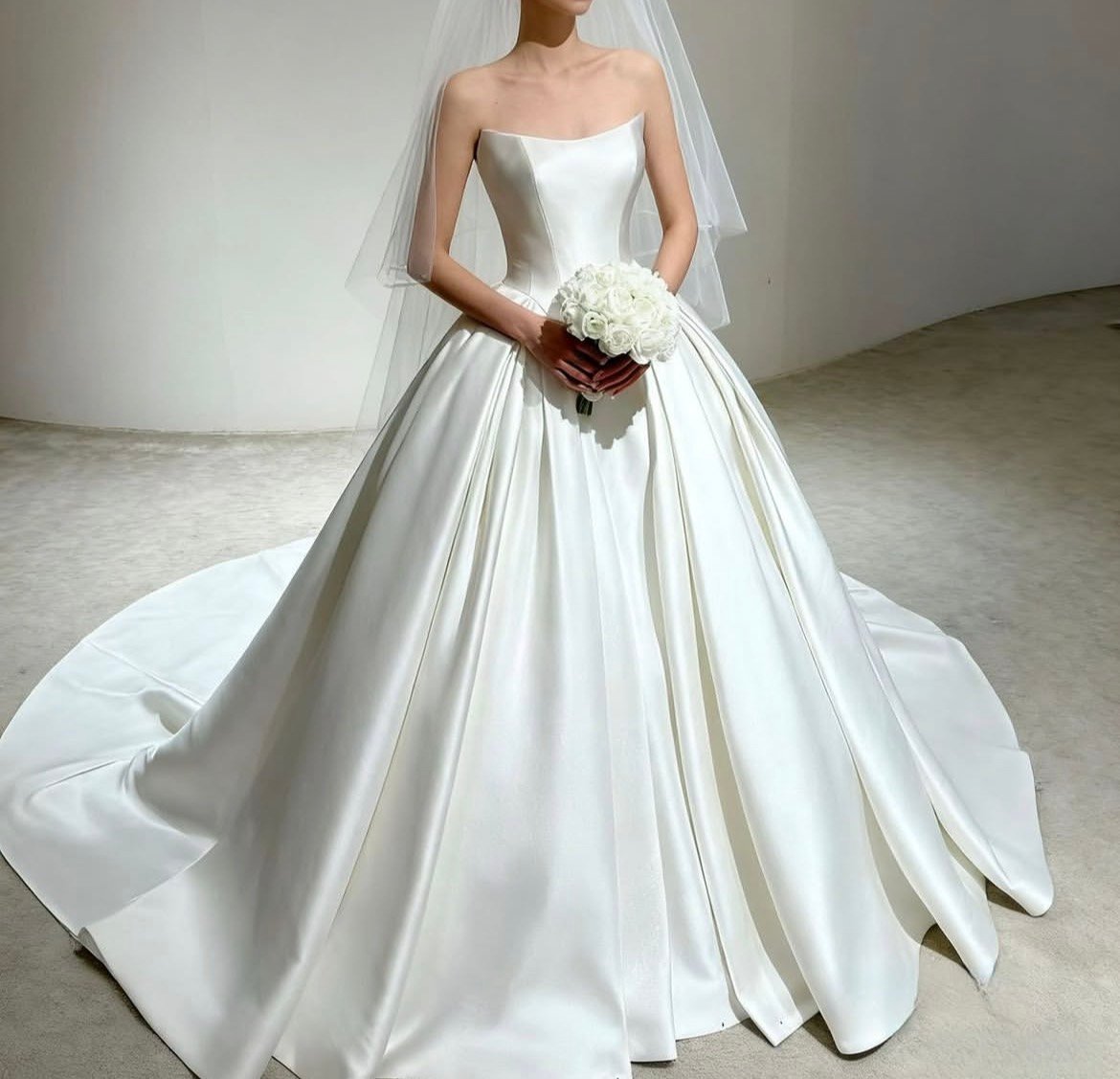 Bridal Dress Liquidation Pallets