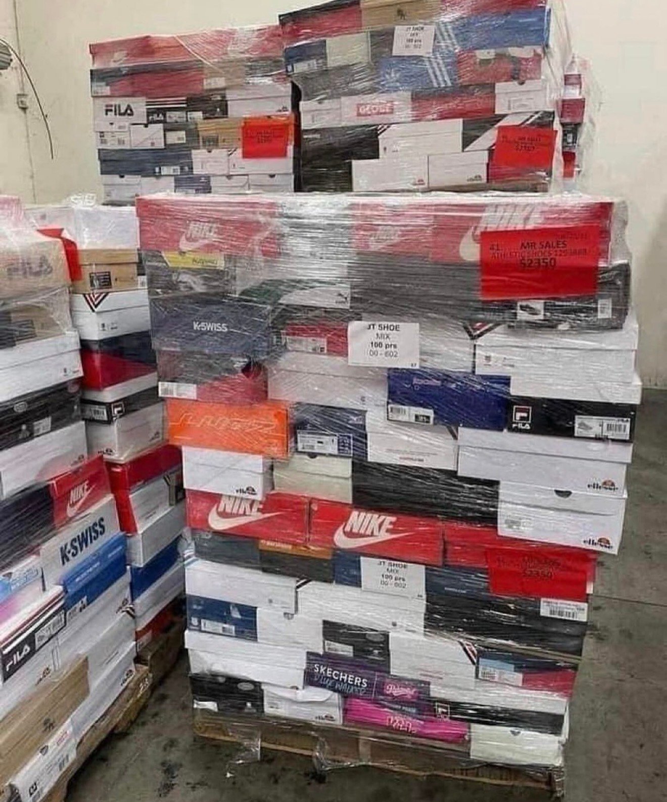 Nike Liquidation Pallets: How to Find Branded Footwear at Wholesale Prices in 2026