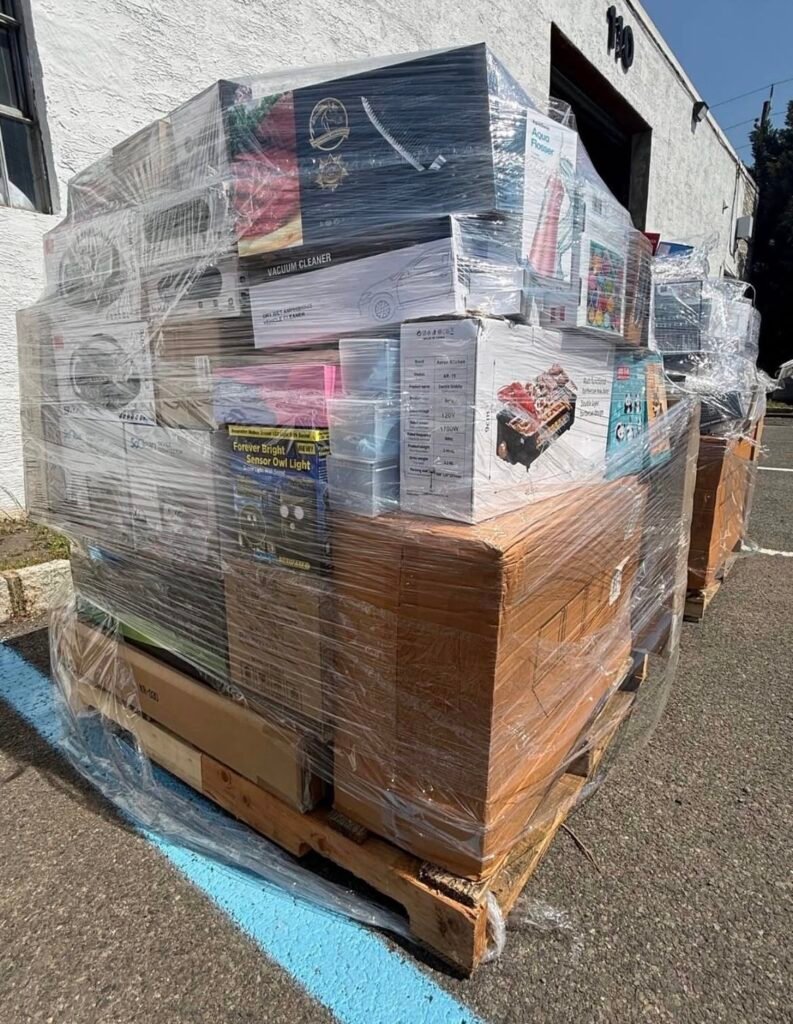 Mixed liquidation truckload pallets