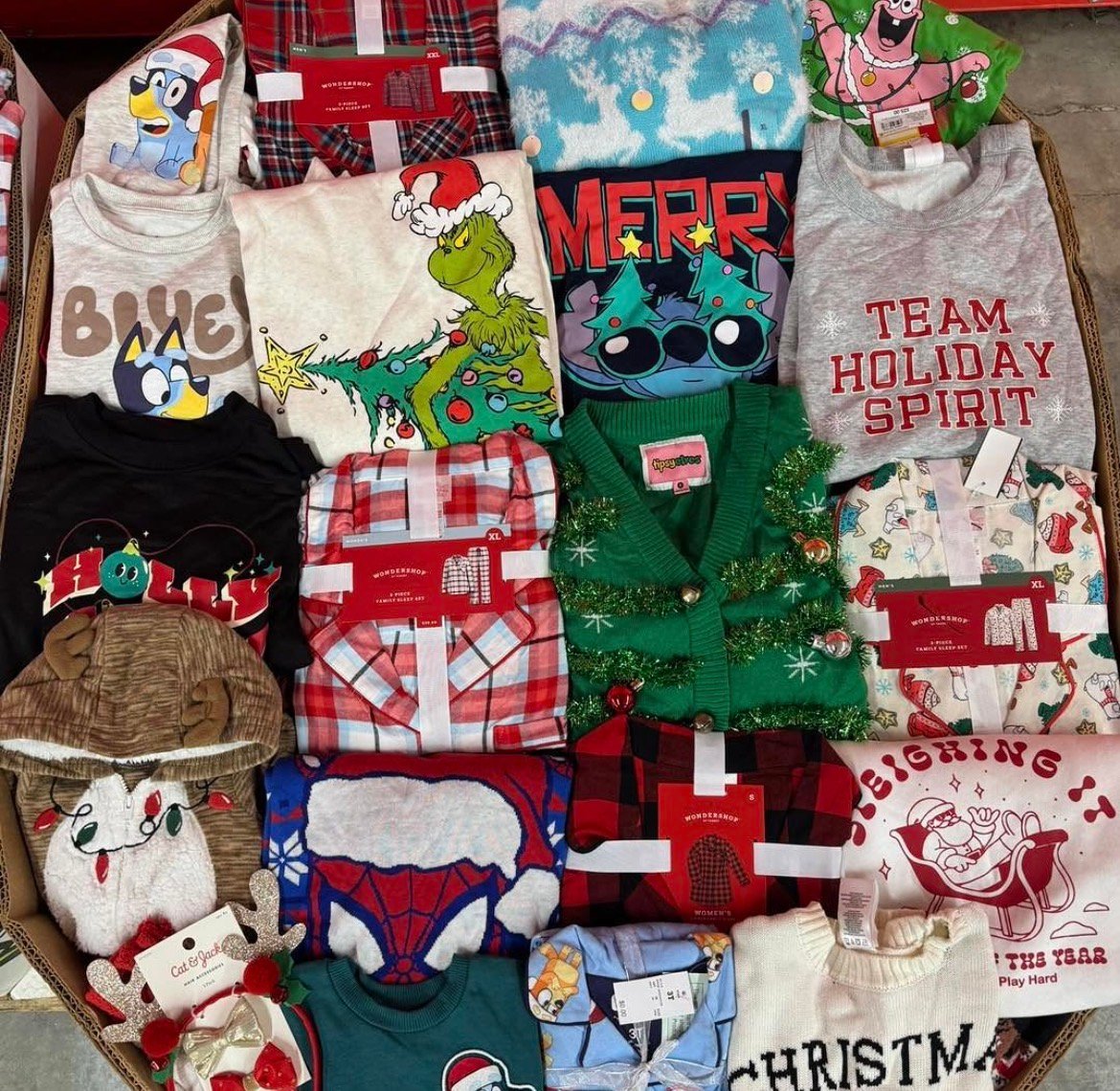 Christmas Clothing Pallets For Sale