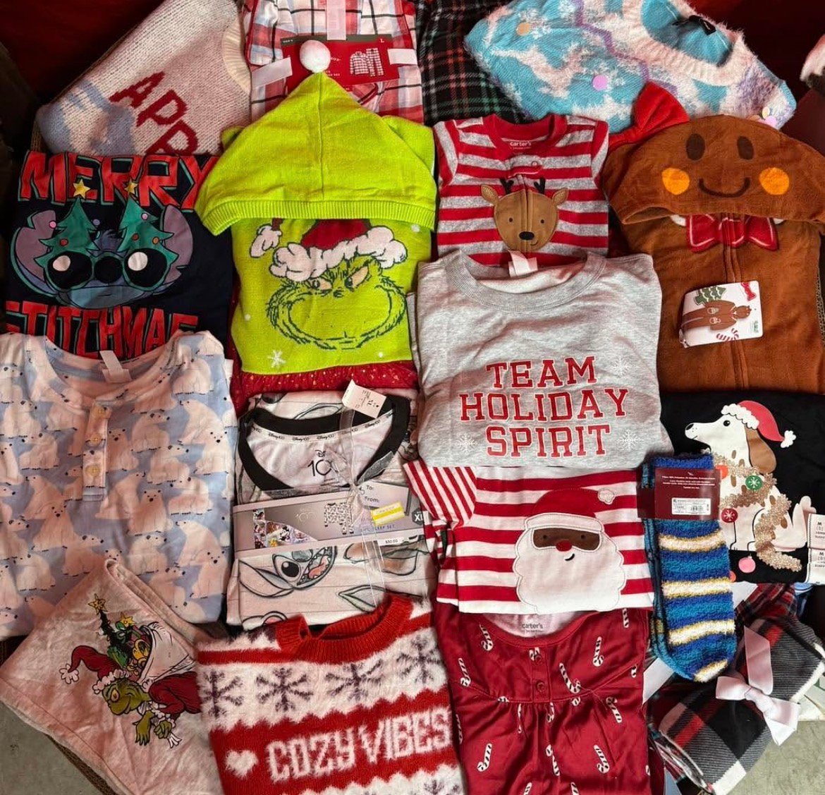 Christmas Clothing Pallets for sale