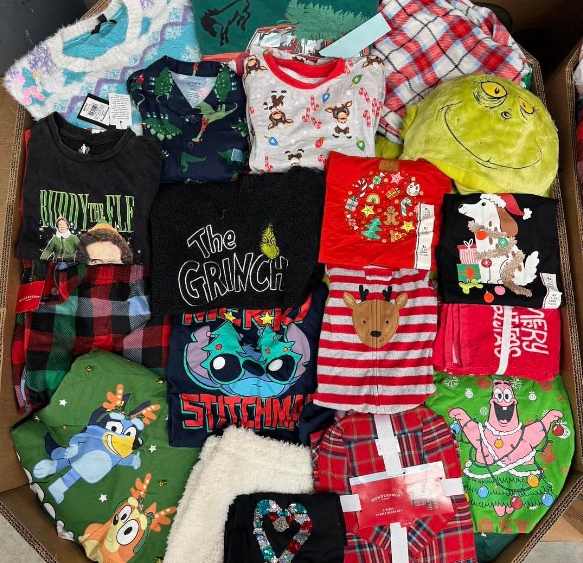 Christmas Clothing Pallets for sale